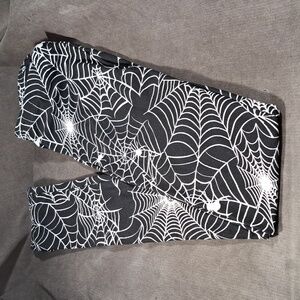 SWS Collection Spider Webs Black White Tapered Lightweight Leggings NWT S